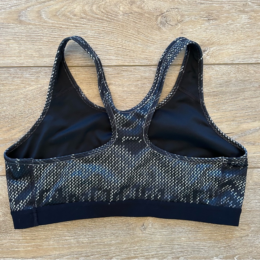 NIKE Womens Athletic Sports Bra Size XL Racerback Black White Pullover Style - Picture 6 of 7